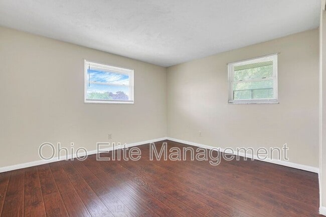 Building Photo - 861 Kingsford Rd