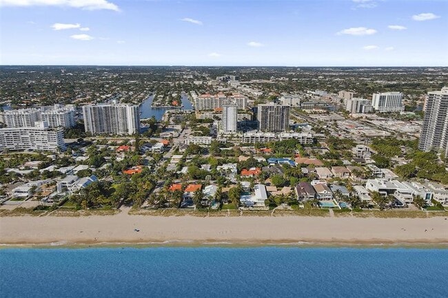 Building Photo - 3015 N Ocean Blvd