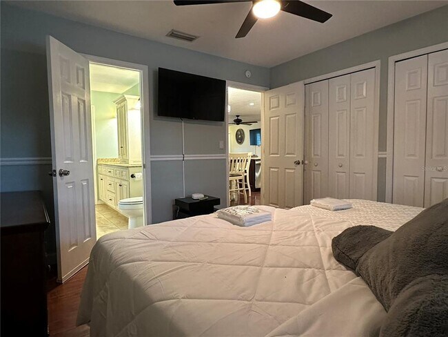 Building Photo - 3324 Briarwood Ln