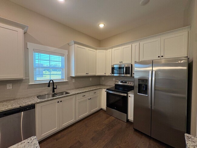 Building Photo - 7291 Crosswinds Blvd