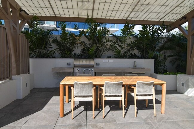 Building Photo - Brand New 1 Bedroom | 1 Bathroom The Park on Keeamoku