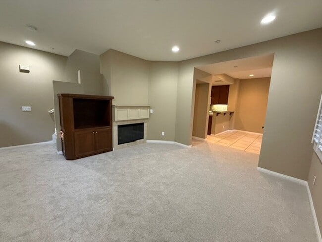 Building Photo - 2bd 2.5 bath in Turtle Ridge