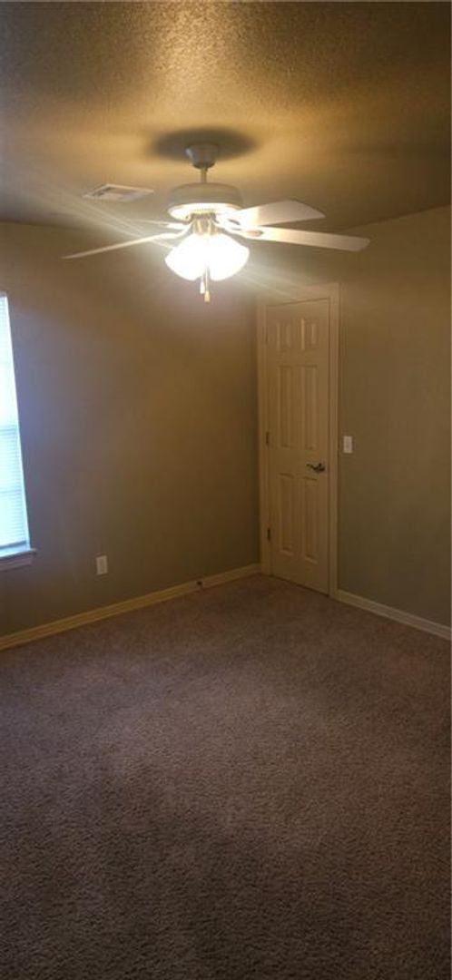 Building Photo - 193-195 S Pinyon Point