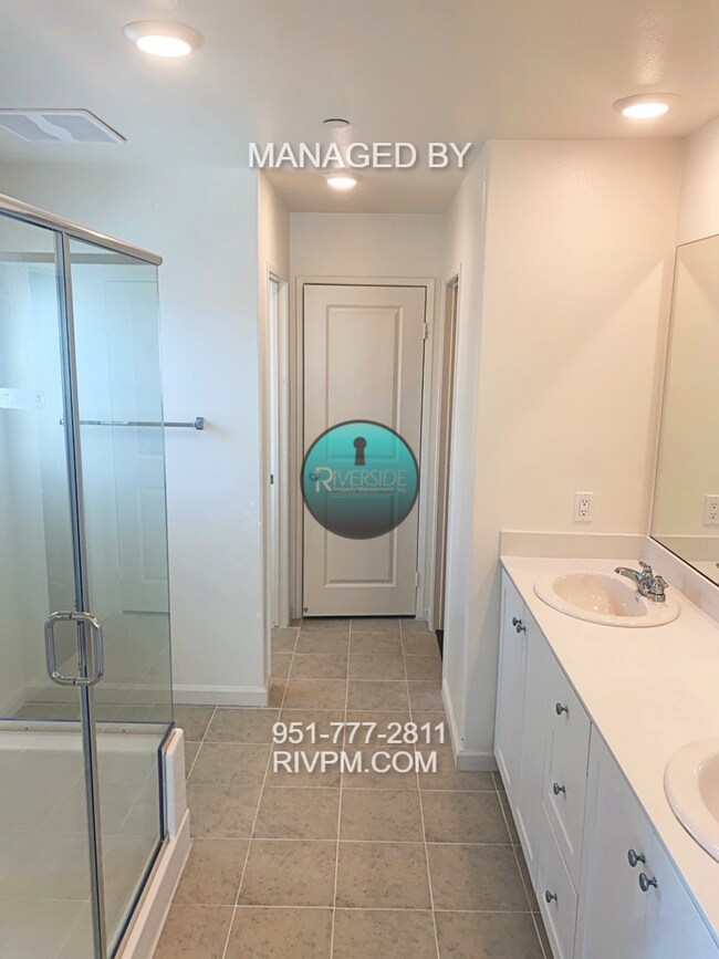 Building Photo - REMARKABLE RENTAL OPPORTUNITY IN SAN JACIN...
