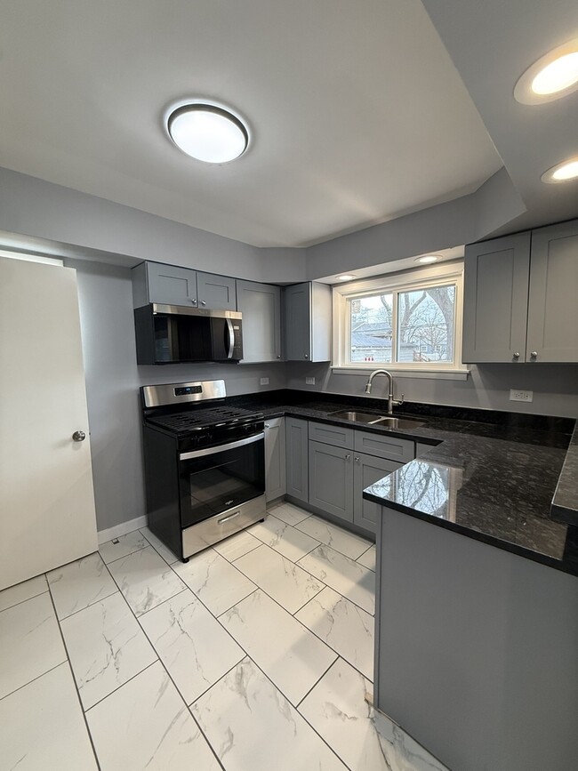 Building Photo - 18227 Center Ave