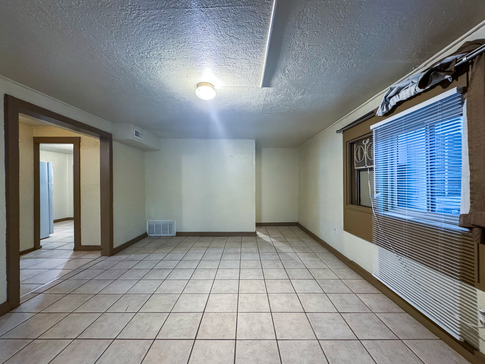 Building Photo - 905 Palo Duro Ave NW