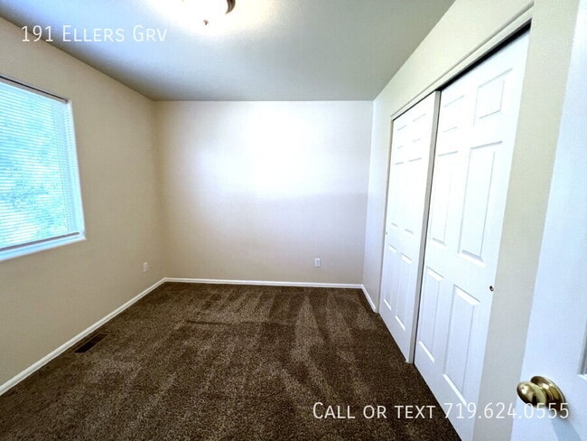 Building Photo - 191 Ellers Grove