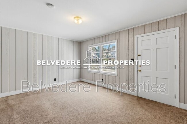 Building Photo - 217 McIver St