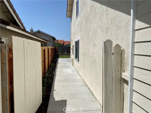 Building Photo - 14121 Picasso Ct