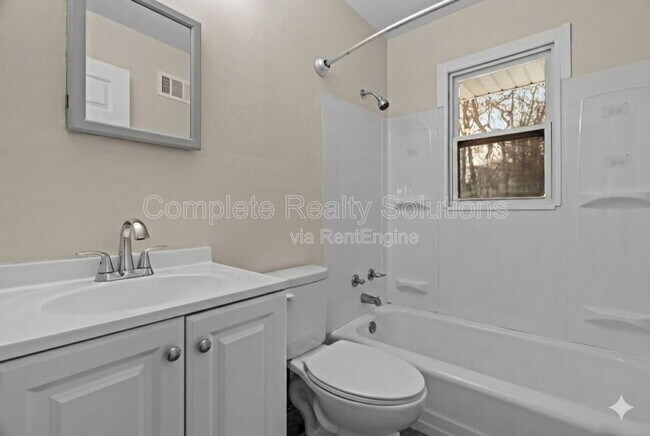 Building Photo - 7486 Castro Dr