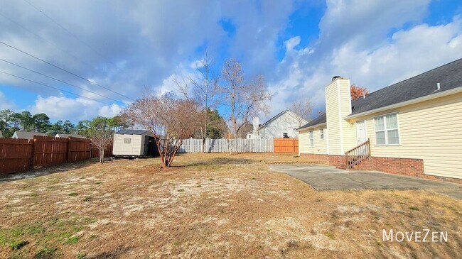 Building Photo - 903 Balfoure Dr