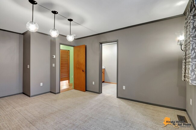Building Photo - 4044 North Point Drive