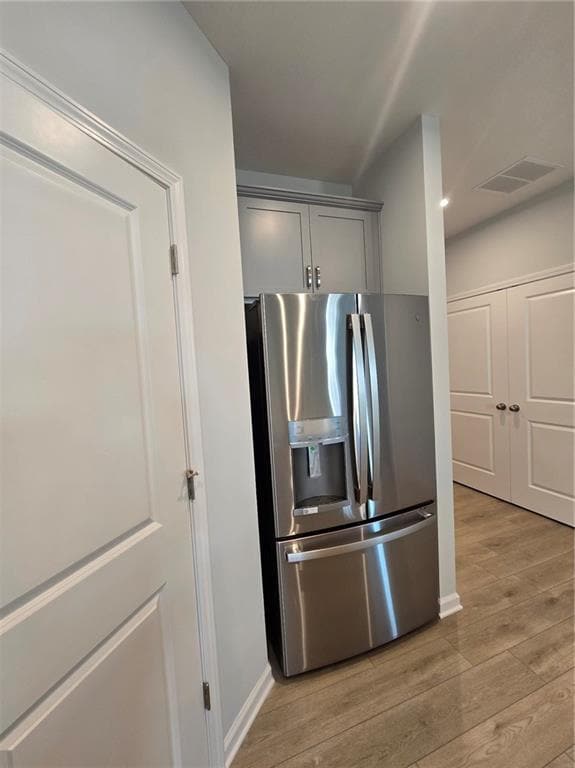 Building Photo - 3085 Cambridge Ml St