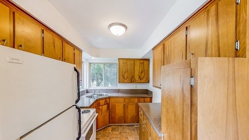 Building Photo - Old Canton Lane (Hodge Apartments, LLC)