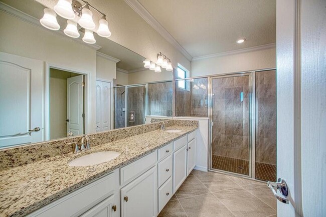 Building Photo - 6524 Clairborne Ln