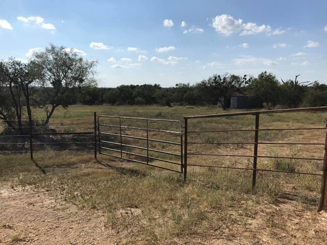 Building Photo - 2/2 on 9 acres horse property