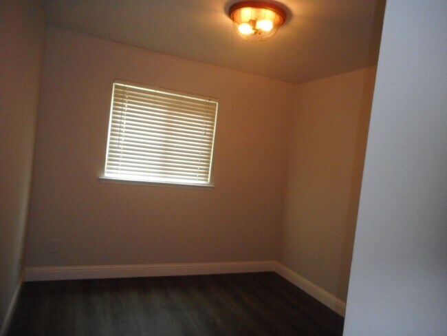 Building Photo - 4098 W. San Jose