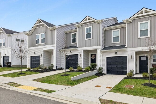 Building Photo - Beautifully maintained and now available as a rental for the very first time!