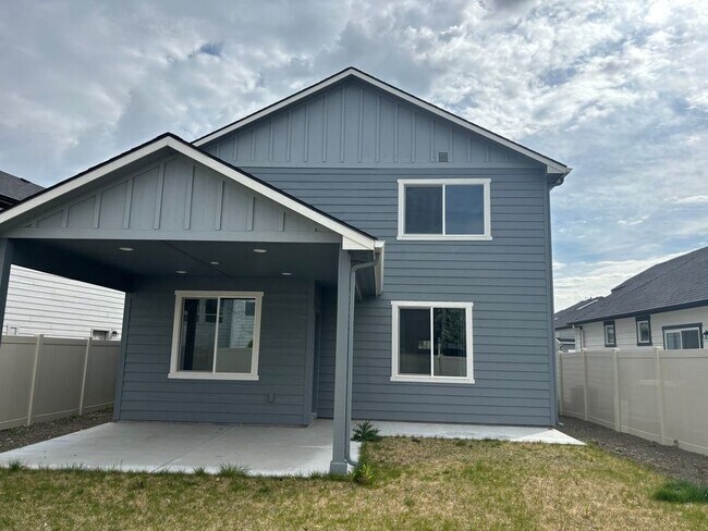 Building Photo - 3327 S Cabin Creek Way