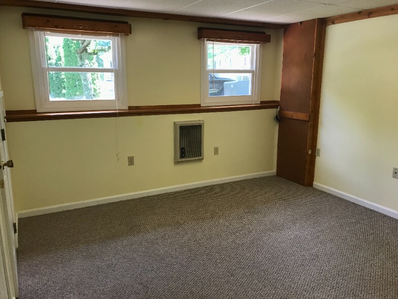 Building Photo - 106 Ghaner Dr