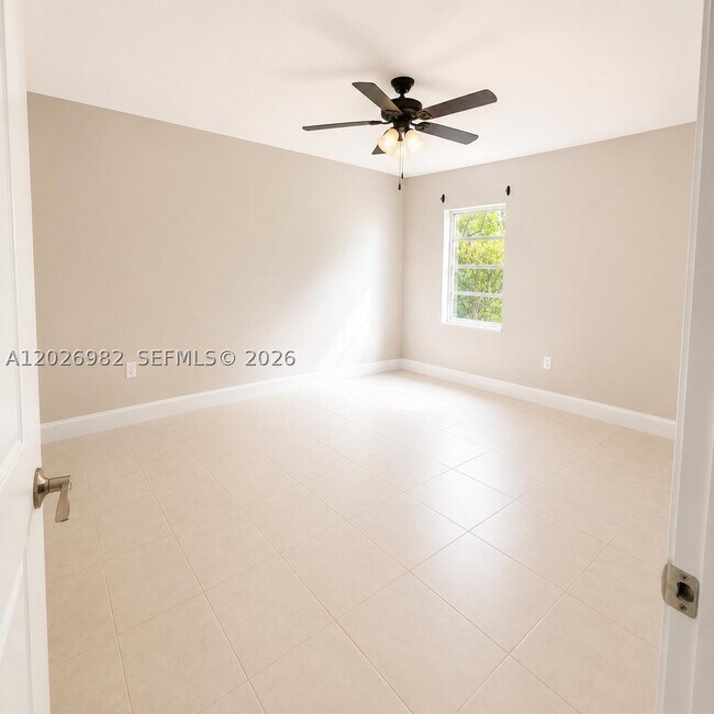 Building Photo - 8335 SW 72nd St