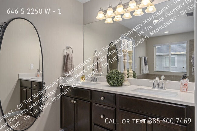 Building Photo - 646 S 2250 W