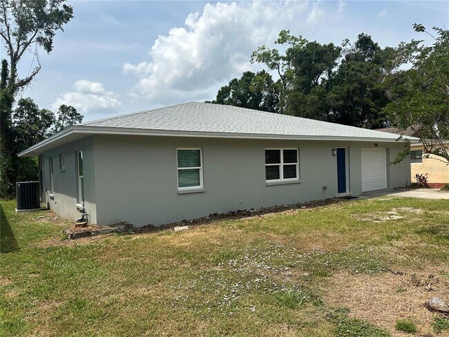 Building Photo - 1585 Jasmine Way