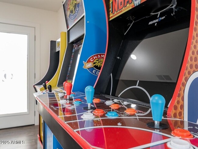 Building Photo - 3302 E Turquoise Ave