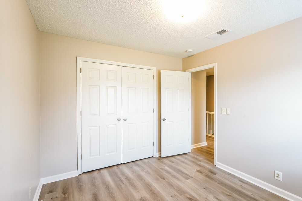 Building Photo - 905 Traceton Ct