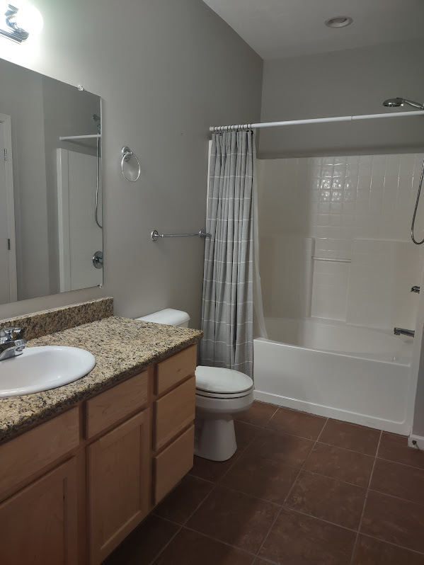 Building Photo - 331 Scio Village Ct