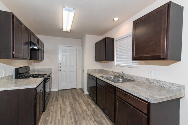 Building Photo - 10338 Sunset Glow Ave