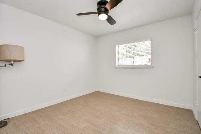 Building Photo - 59 S Waxberry Rd