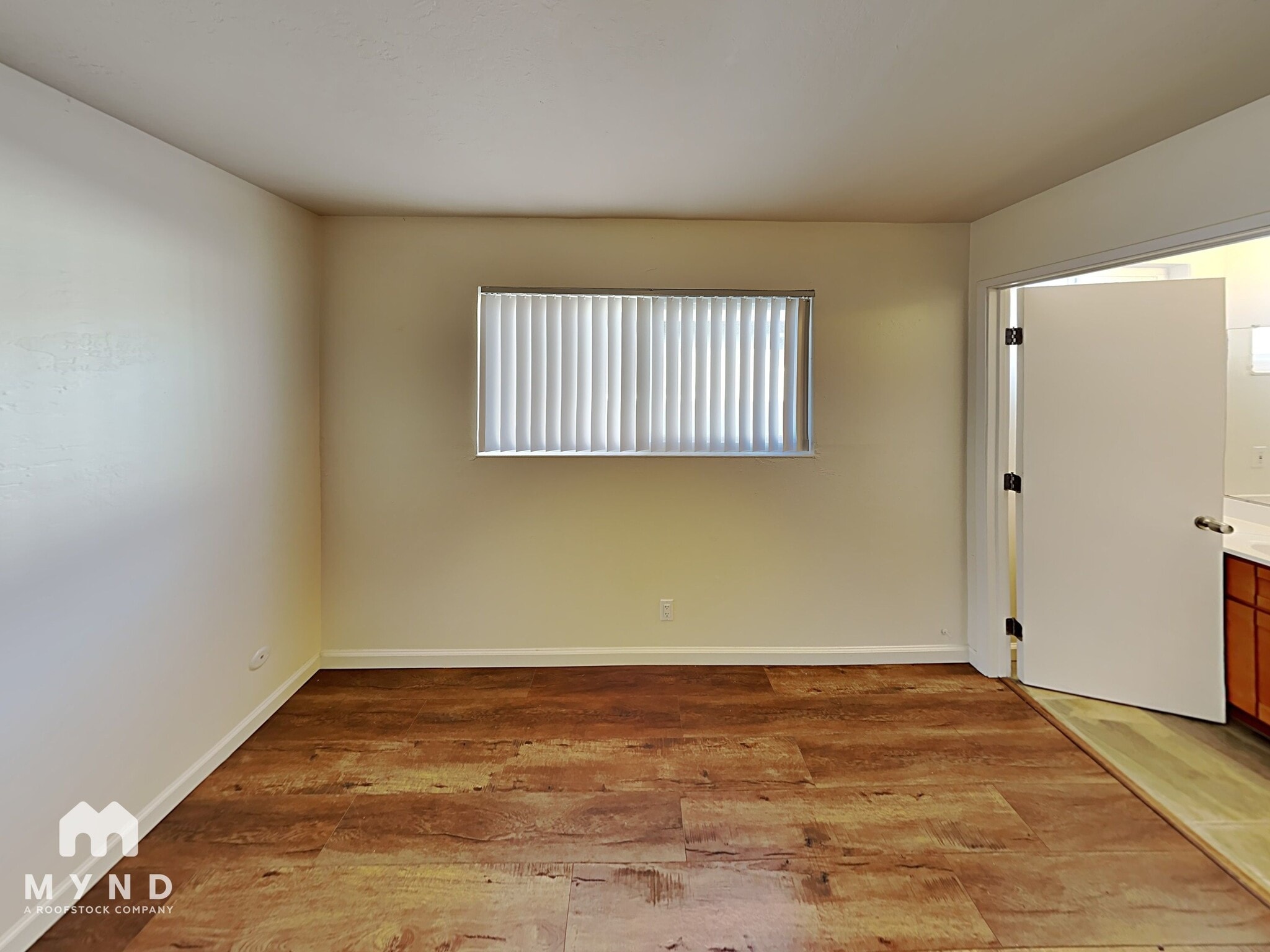 Building Photo - 237 N 8th St