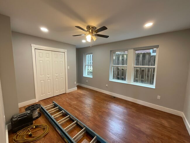 Building Photo - 500 Halsey Ave