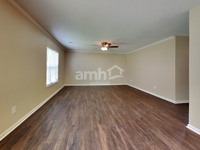 Building Photo - 259 Tall Pines Rd