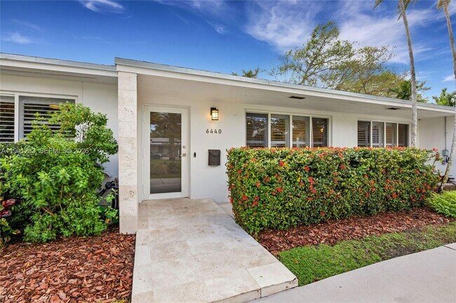 Building Photo - 6440 SW 63rd Terrace