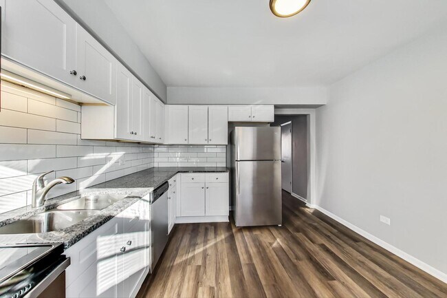 Building Photo - 38 S Waiola Ave