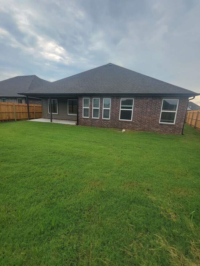 Building Photo - Brand new 4 Bed 2 Bath Simmons Home! Be th...