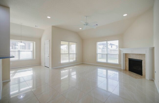 Building Photo - 15115 Russet Bend Ln