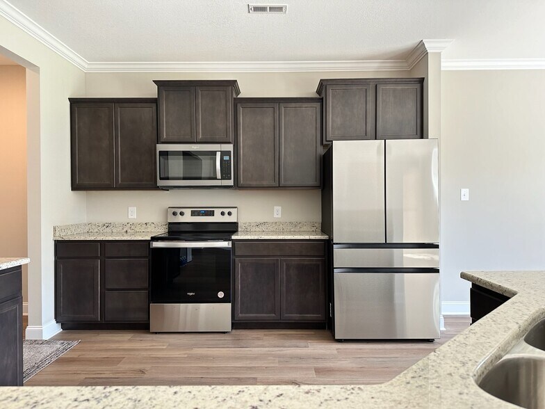 Kitchen - 4728 Stoneyhurst Ln