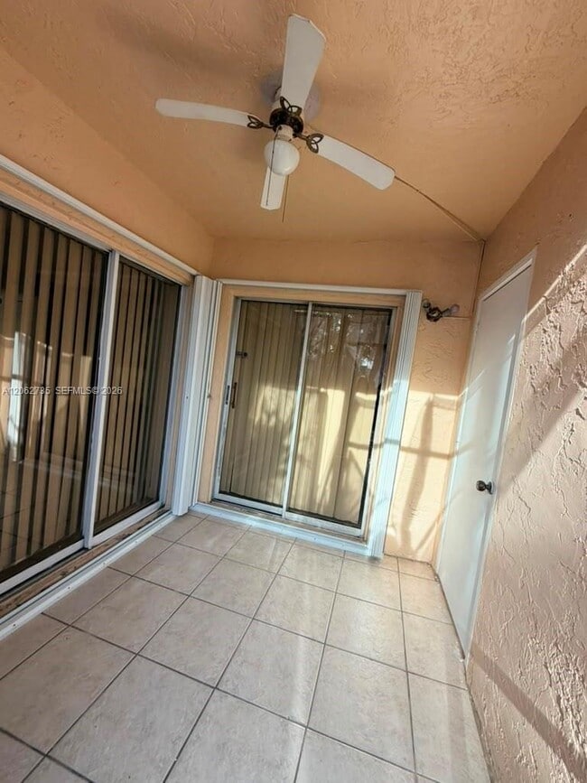 Building Photo - 12193 Royal Palm Blvd