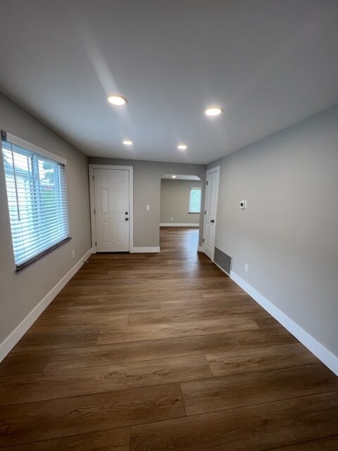 Building Photo - 1454 Ashland Ave