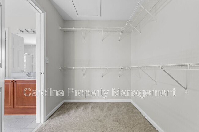 Building Photo - 5006 Rosewater Ln