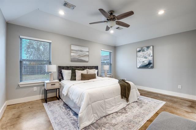 Building Photo - 2205 N Hickory St