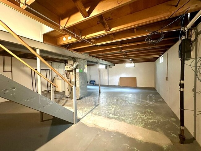 Building Photo - 12735 B St