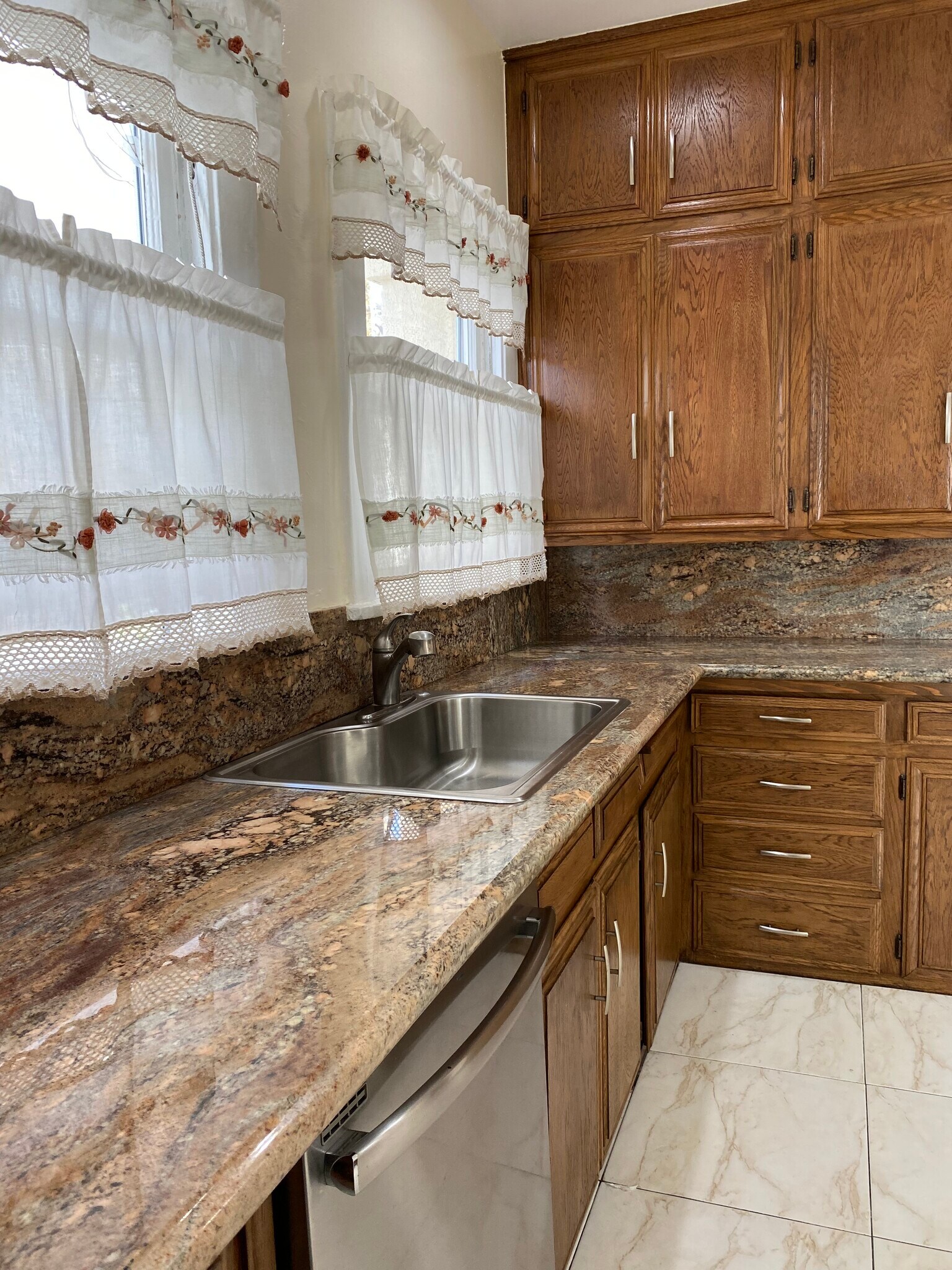 Building Photo - 301 Grand Ave