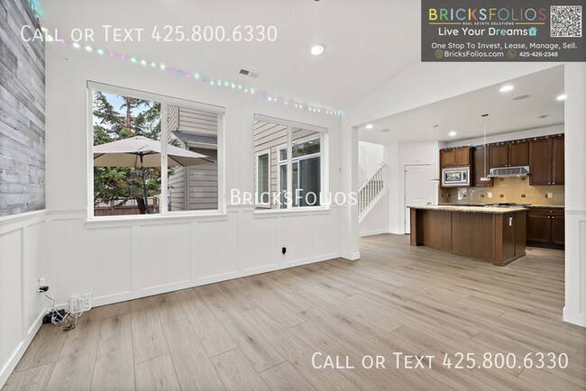 Building Photo - Luxury Corner-Lot Home in Redmond Ridge Ea...