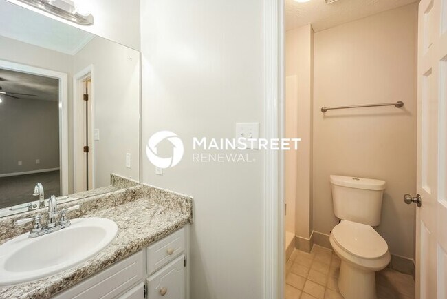 Building Photo - 3 Bedroom Pet-Friendly Home in FAYETTEVILLE, GA with Main Street Renewal