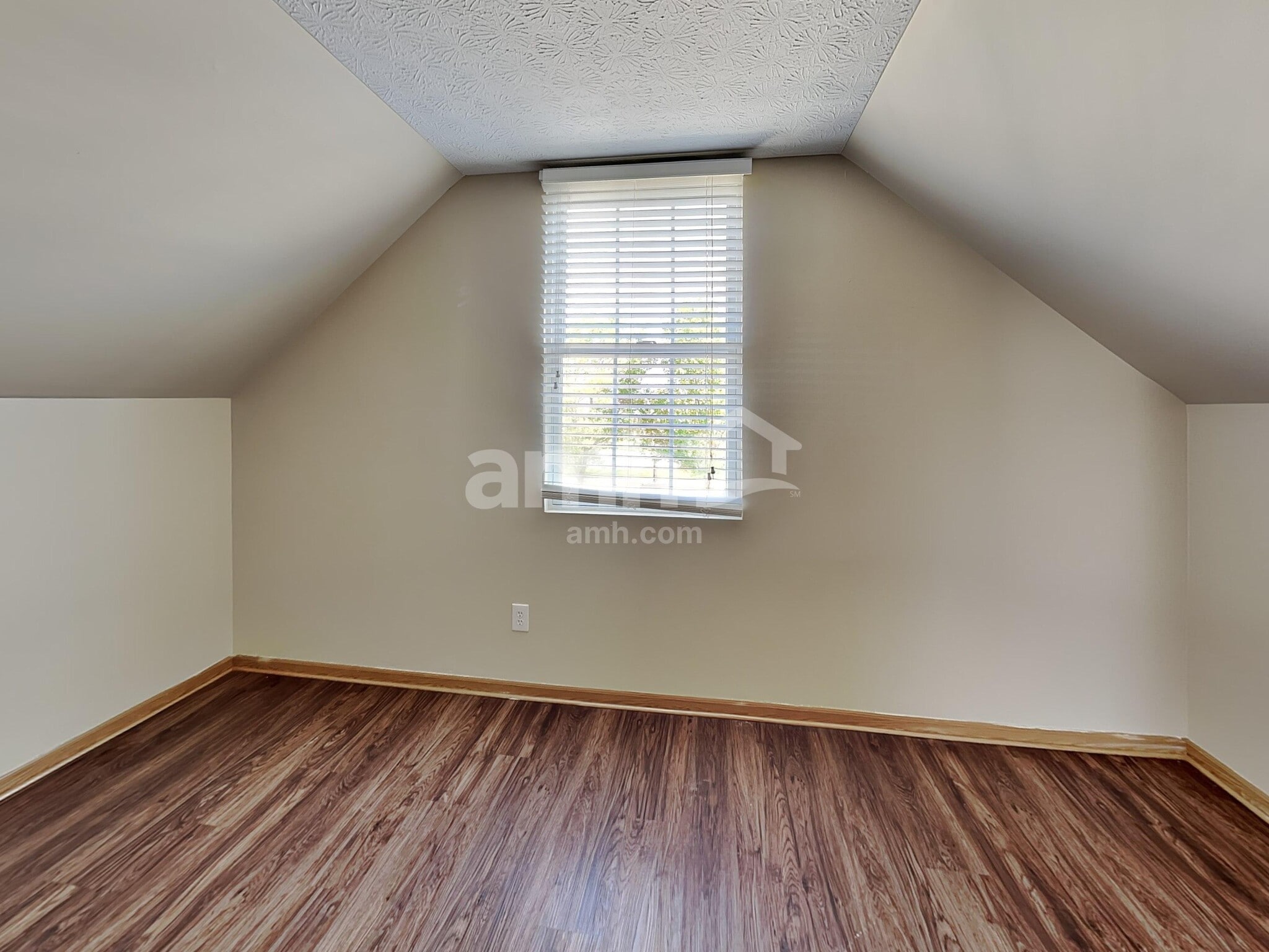 Building Photo - 6019 Haydens Crossing Blvd