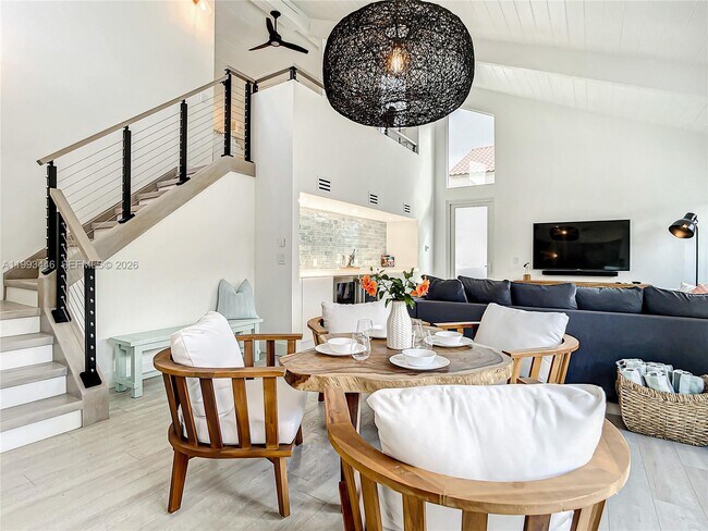 Building Photo - 104 Angelfish Ln